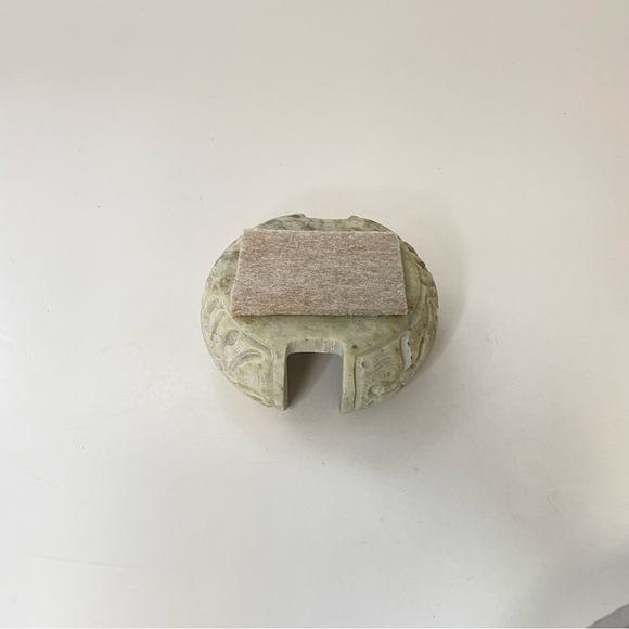 Carved Stone Elephants Coasters Set of 4 Storage Holder READ - Picture 9 of 16